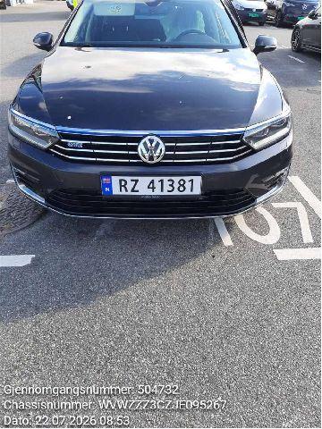 HV traction battery VW Passat GTE 2018 · 3Q0 915 590 P - Fotografia 1