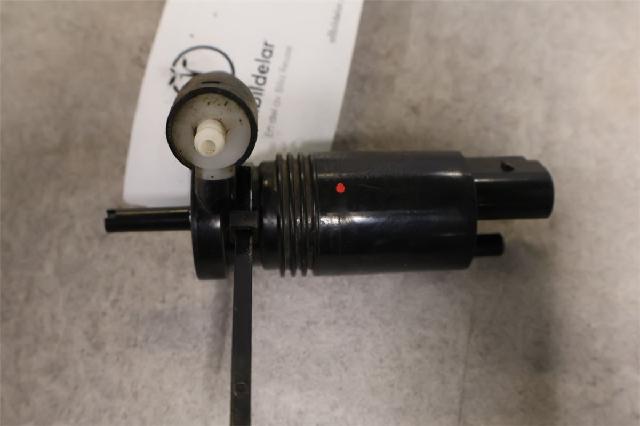 Spylerpumpe Frontrute – bilde 1