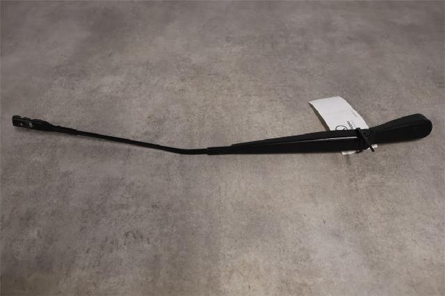 Viskerarm / Armer Frontrute – bilde 1