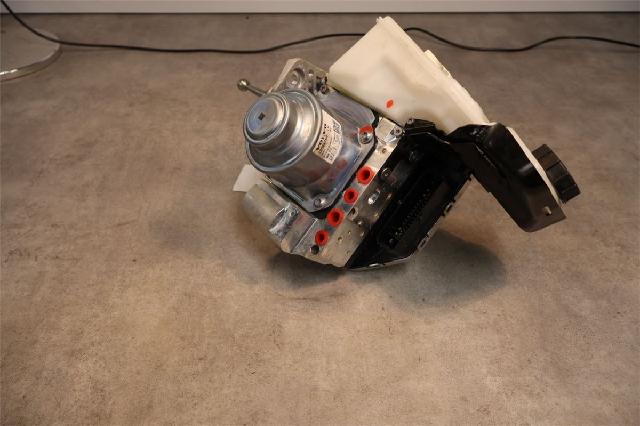 ABS Hydraulikkaggregat – bilde 2