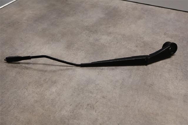 Viskerarm / Armer Frontrute – bilde 1