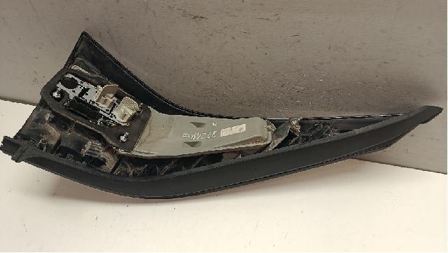 Baklykt Høyre – bilde 3