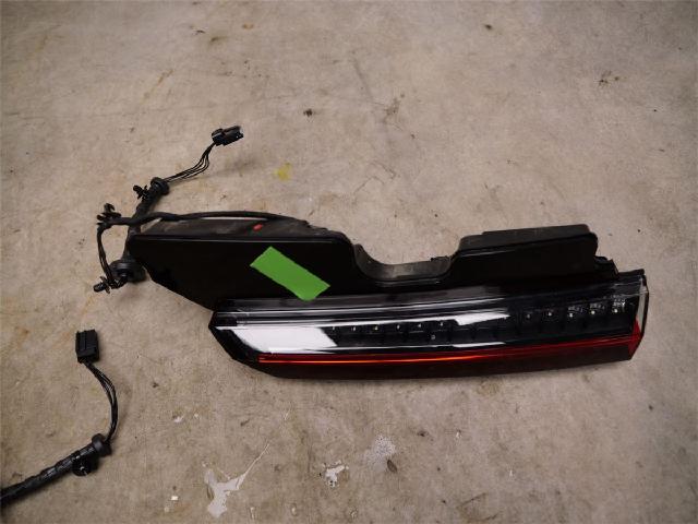 Baklykt Høyre På Luke(Indre) – bilde 1