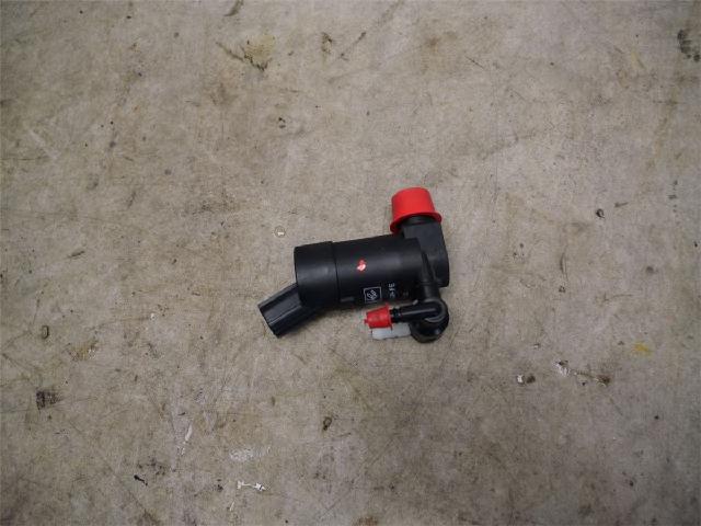 Spylerpumpe Frontrute – bilde 1