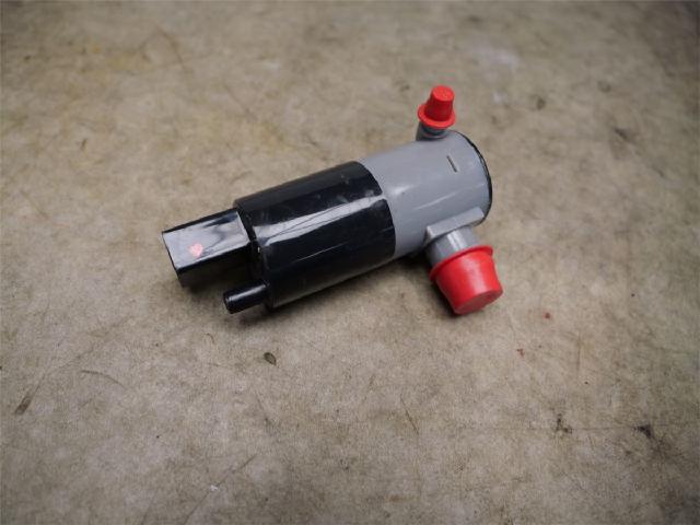 Spylerpumpe Frontrute – bilde 1
