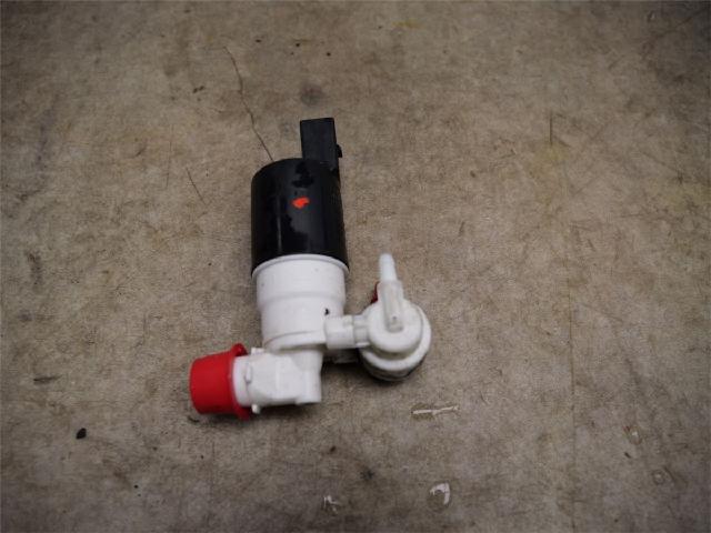 Spylerpumpe Frontrute – bilde 1