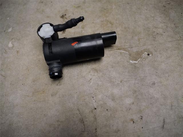 Spylerpumpe Frontrute – bilde 1