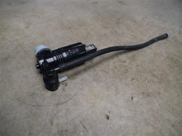 Spylerpumpe Frontrute – bilde 1