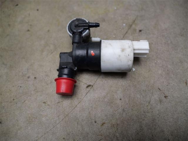 Spylerpumpe Frontrute – bilde 1