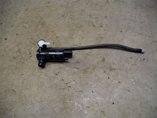 Spylerpumpe Frontrute – bilde 1