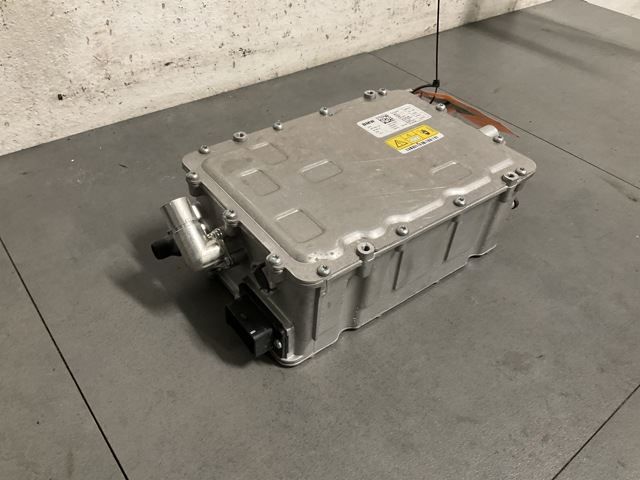 Ładowarka OBC BMW X1 F48 2021 · 61445A17ED0