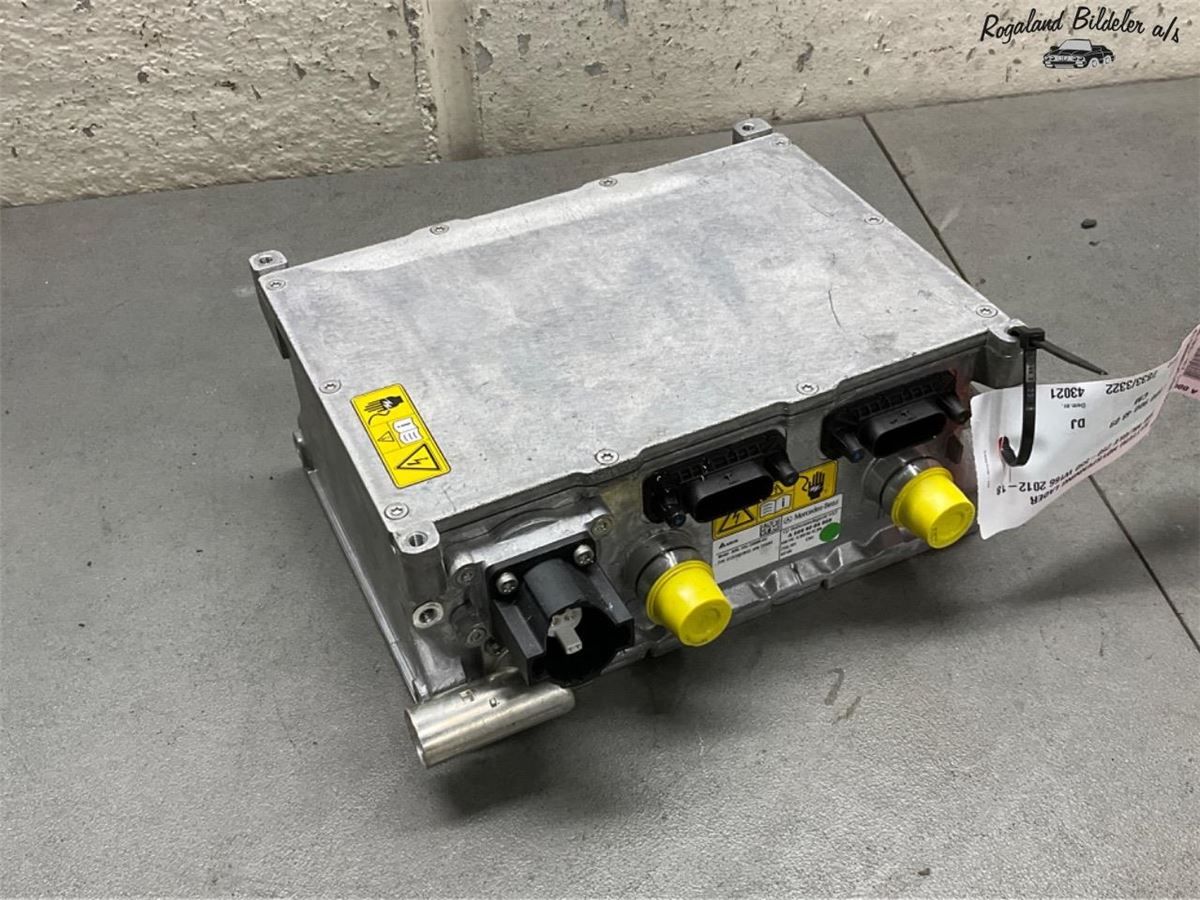 On-board charger OBC Mercedes ML/GLE 250-550 W166 2017 · A 000 900 48 09