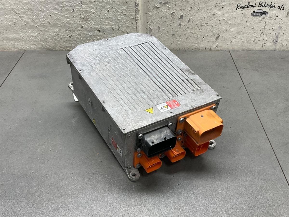 On-board charger OBC VW e-Golf VII 2019 · 5QE 915 681 N - Fotografie 1