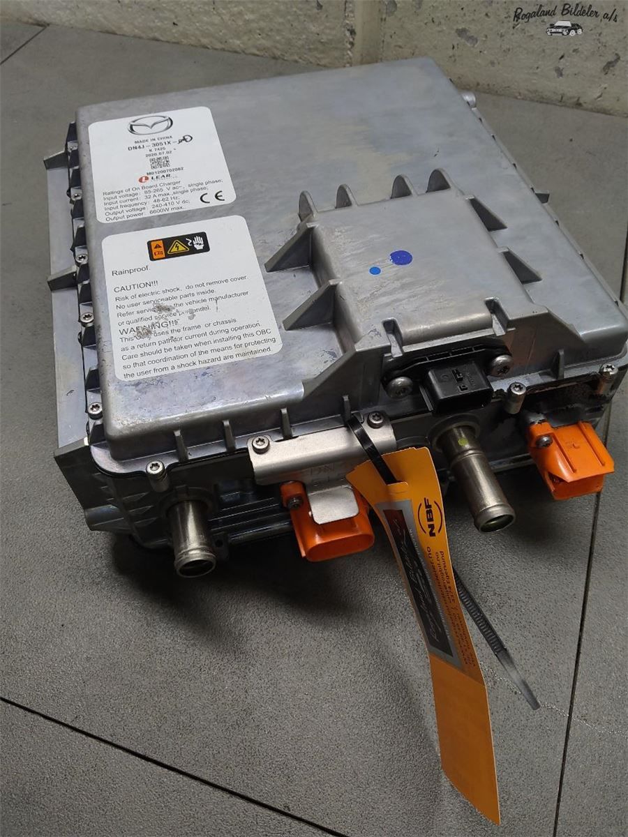 Ładowarka OBC Mazda MX-30 2020 · DN4J-30-51XL