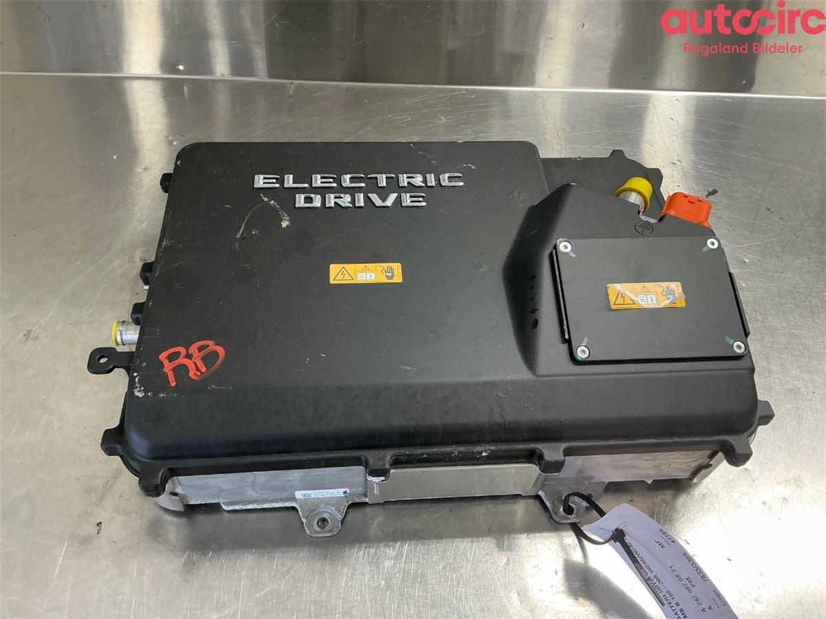 On-board charger OBC Mercedes B 180-200 W246/W242 2017 · A 242 982 08 21
