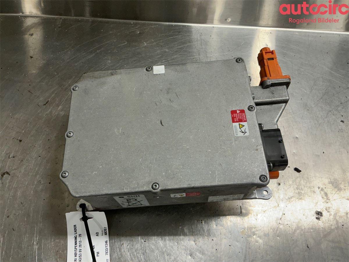 Ładowarka OBC Audi A3/S3 8v 2015 · 5QE 915 682 AA
