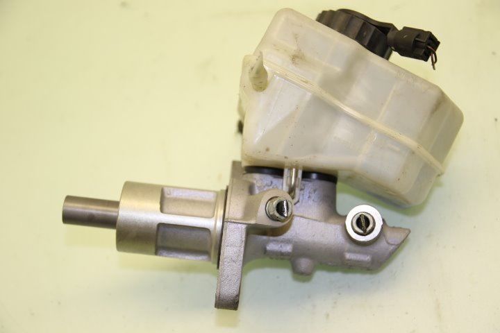 Brems Hovedsylinder – bilde 2