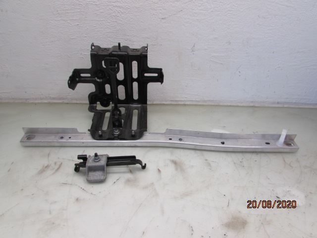 Batterikasse / Feste / Holder – bilde 2