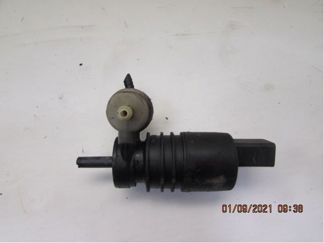 Spylerpumpe Frontrute – bilde 1