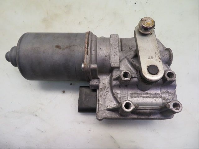 Viskermotor Frontrute – bilde 1