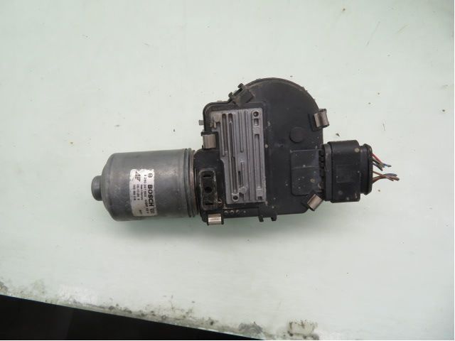 Viskermotor Frontrute – bilde 1