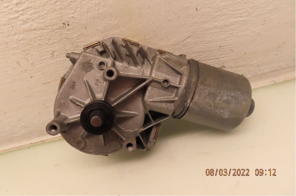 Viskermotor Frontrute – bilde 1
