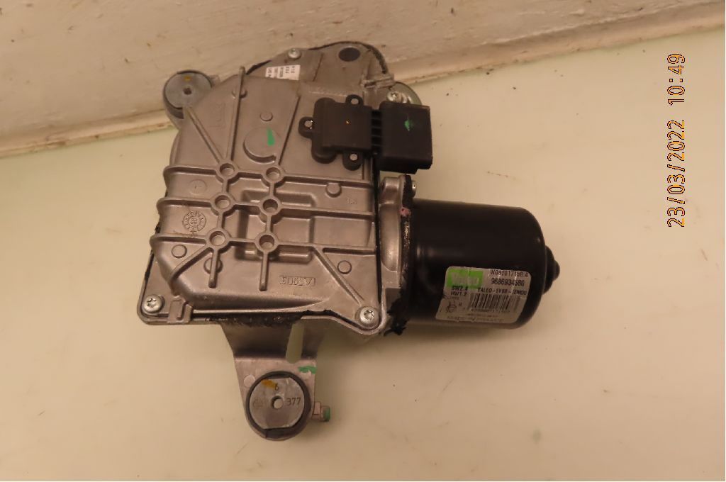 Viskermotor Frontrute – bilde 1