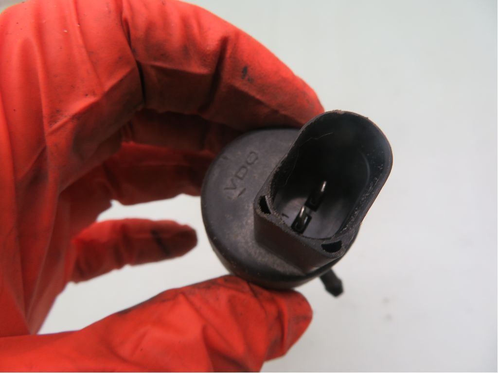 Spylerpumpe Frontrute – bilde 3