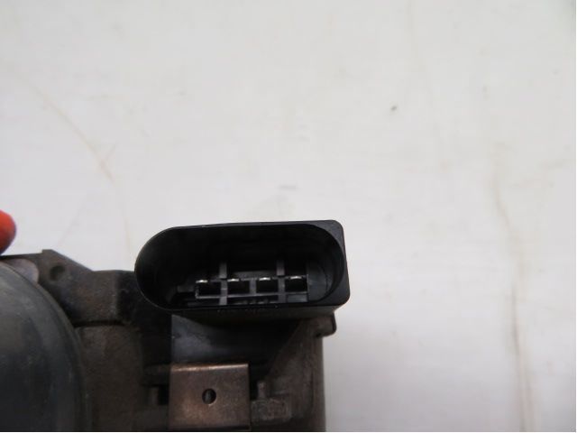 Viskermotor Frontrute – bilde 3