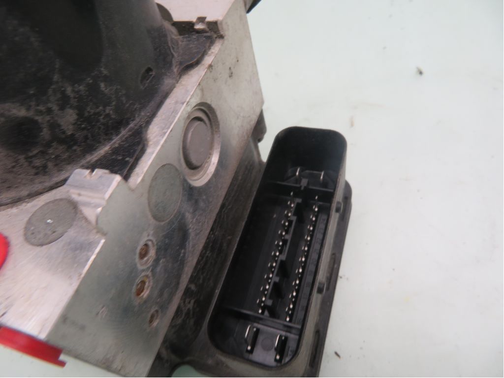 ABS Hydraulikkaggregat – bilde 3