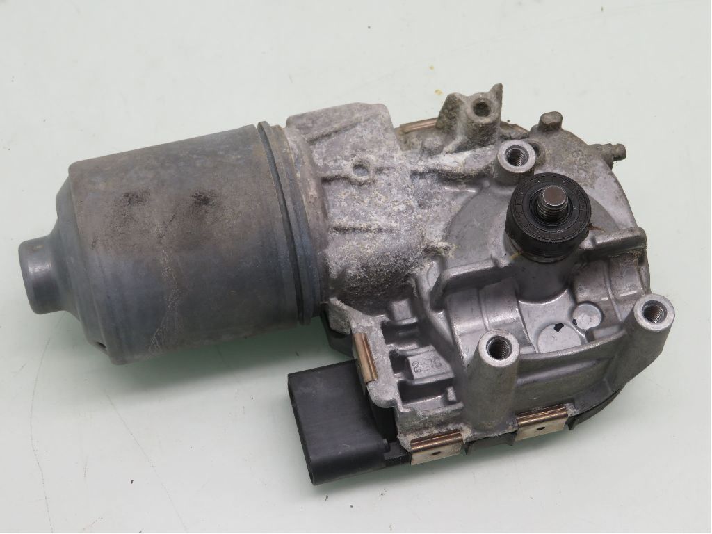 Viskermotor Frontrute – bilde 1