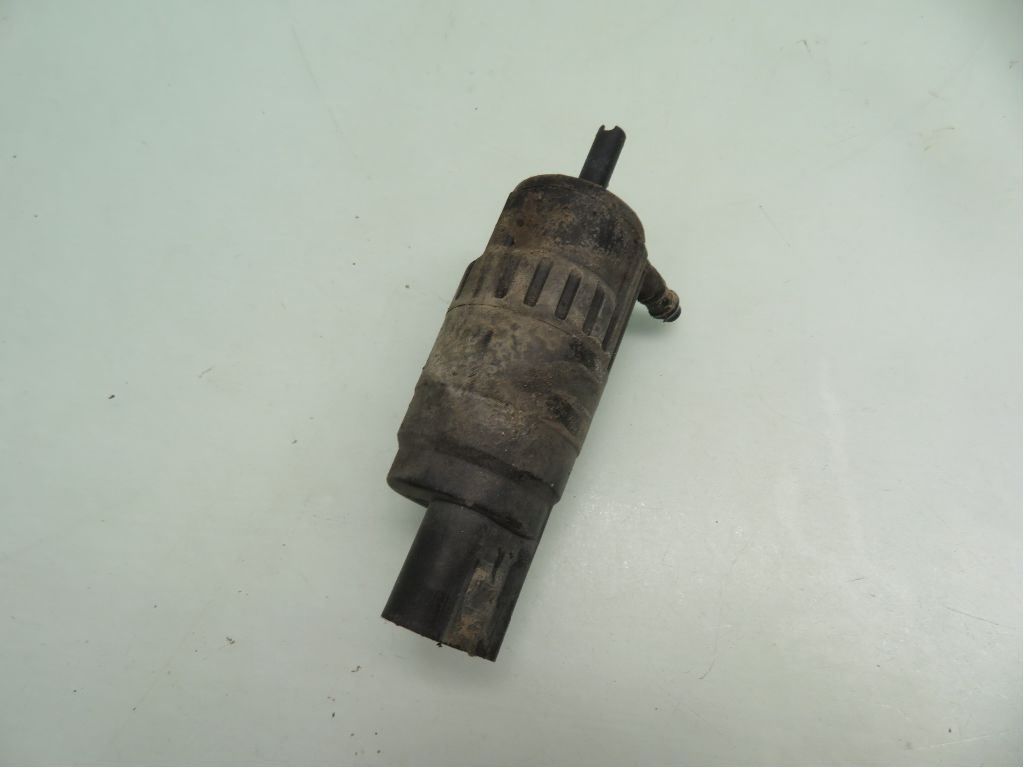 Spylerpumpe Frontrute – bilde 1