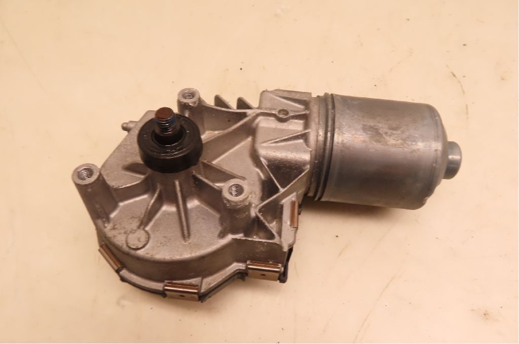 Viskermotor Frontrute – bilde 1