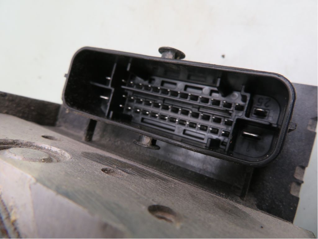 ABS Hydraulikkaggregat – bilde 3
