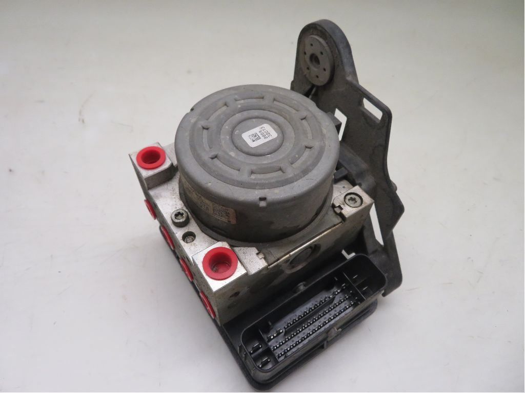 ABS Hydraulikkaggregat – bilde 1