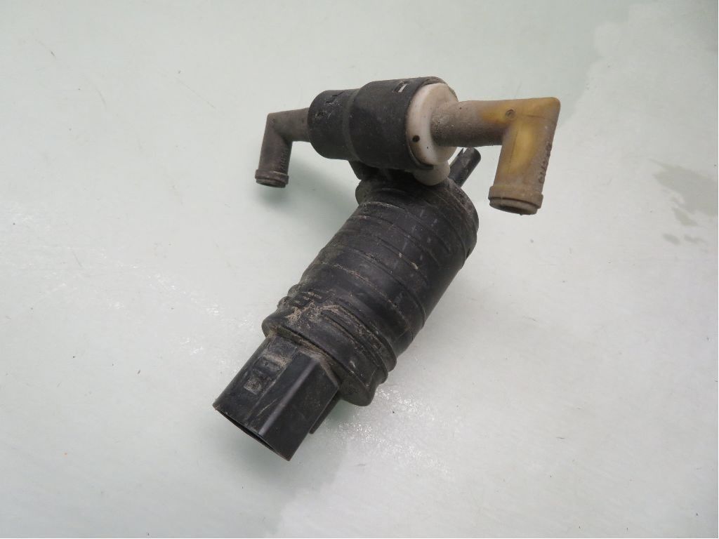 Spylerpumpe Frontrute – bilde 1