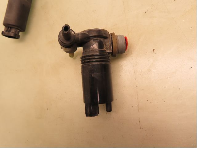 Spylerpumpe Frontrute – bilde 2