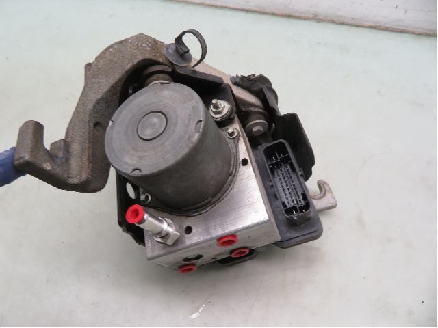 ABS Hydraulikkaggregat – bilde 1