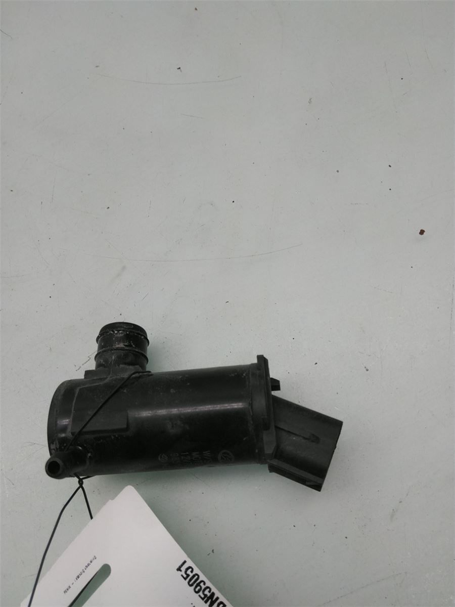 Spylerpumpe Frontrute – bilde 1