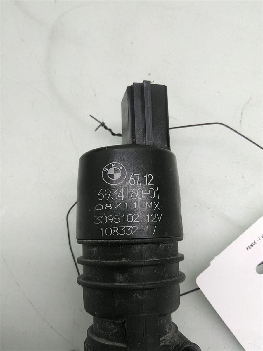 Spylerpumpe Frontrute – bilde 1