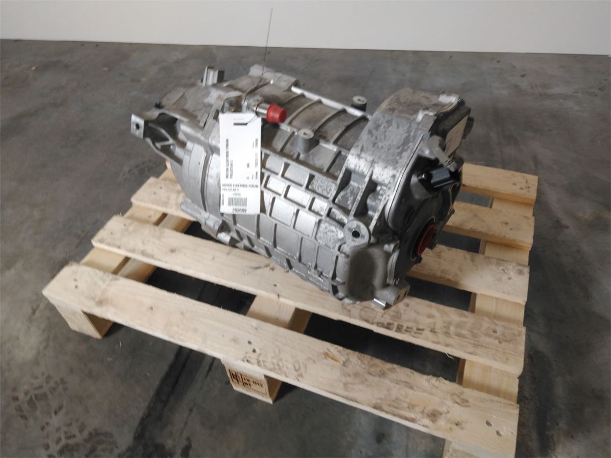 Motor Elektrisk Foran – bilde 1