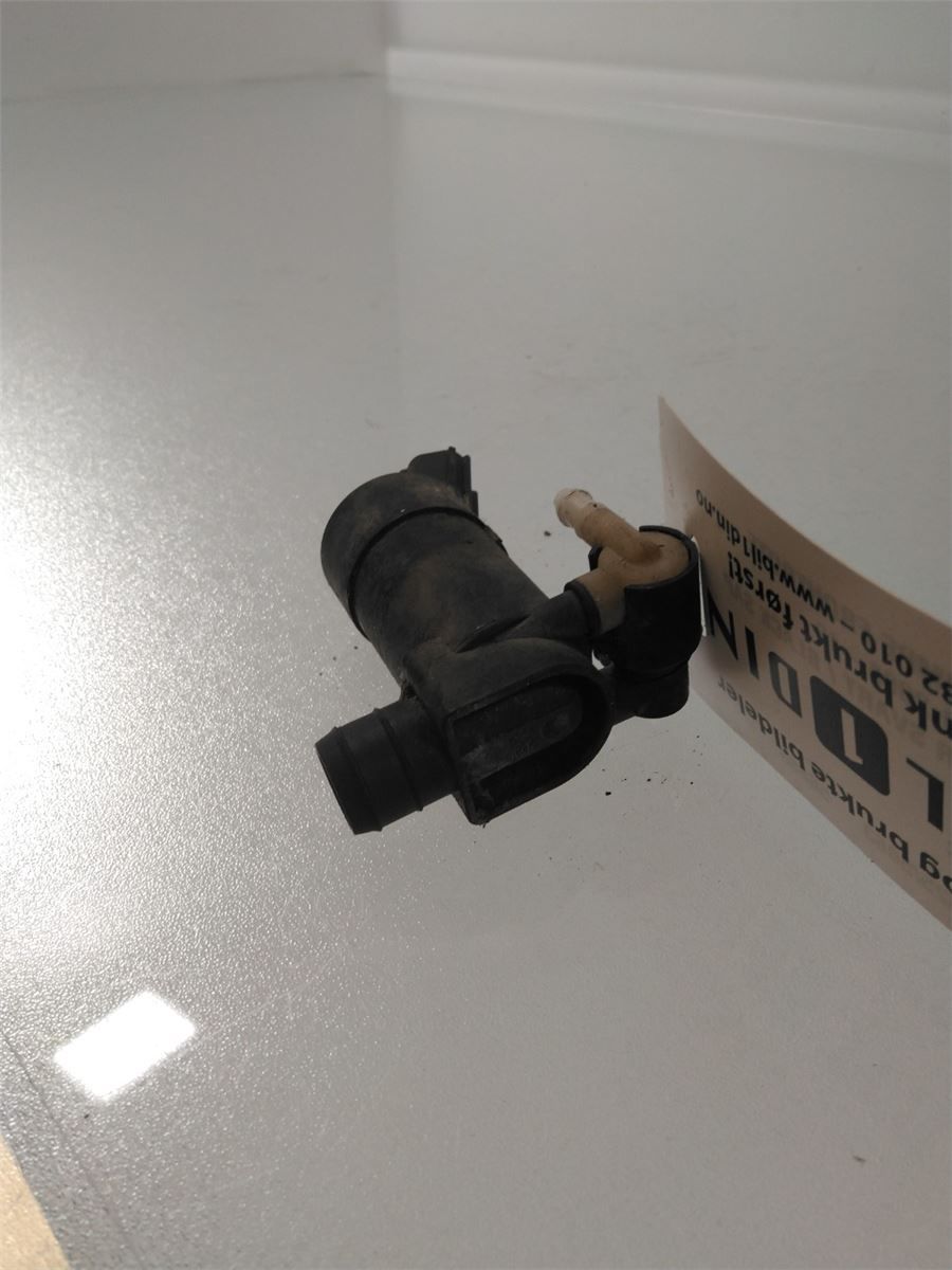 Spylerpumpe Frontrute – bilde 2