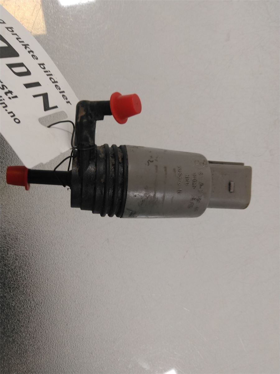 Spylerpumpe Frontrute – bilde 1