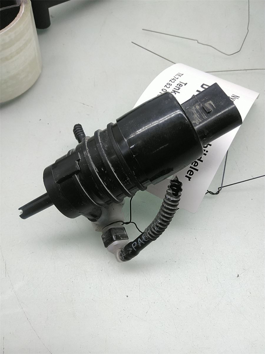 Spylerpumpe Frontrute – bilde 2