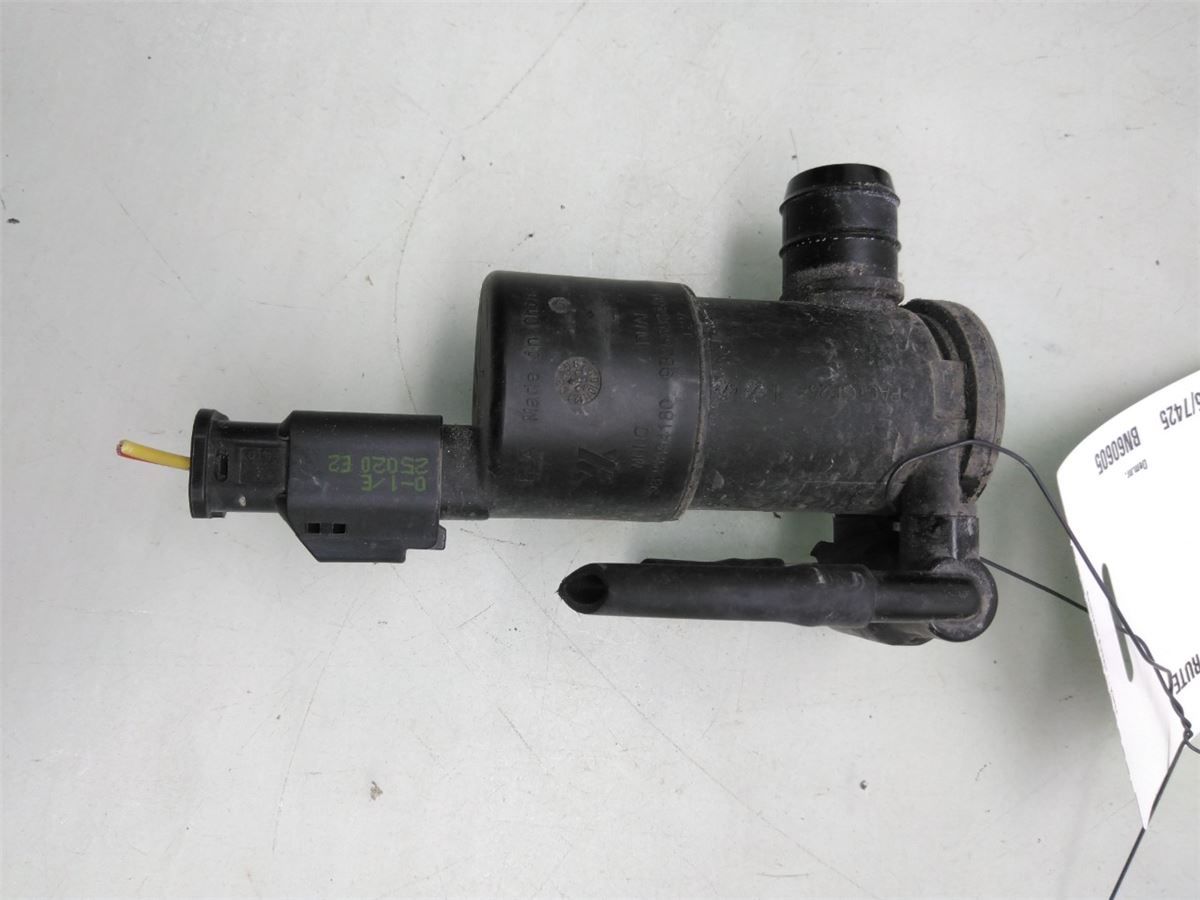 Spylerpumpe Frontrute – bilde 1