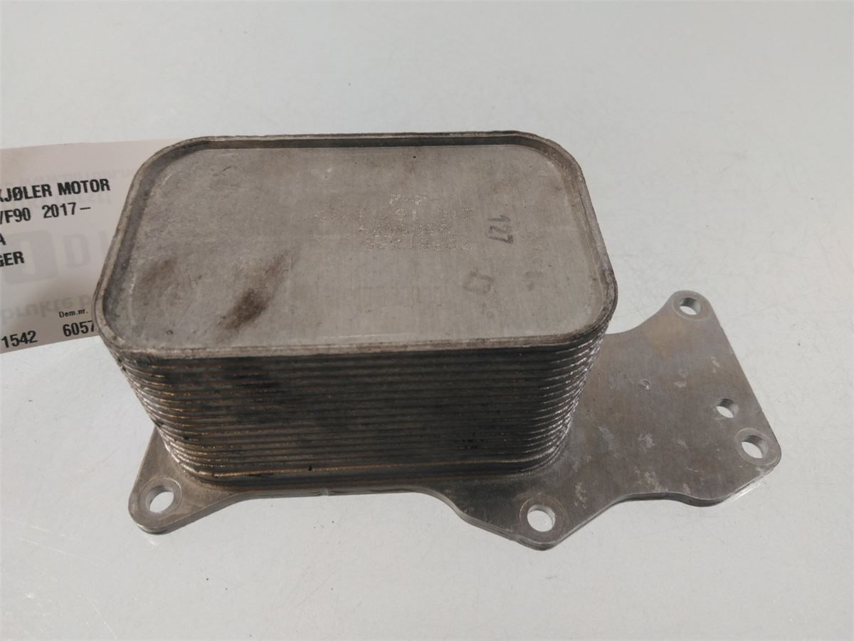 Radiator Oljekjøler Motor – bilde 3
