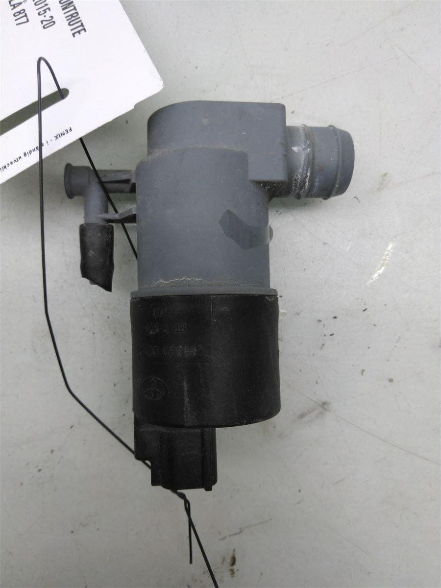 Spylerpumpe Frontrute – bilde 1