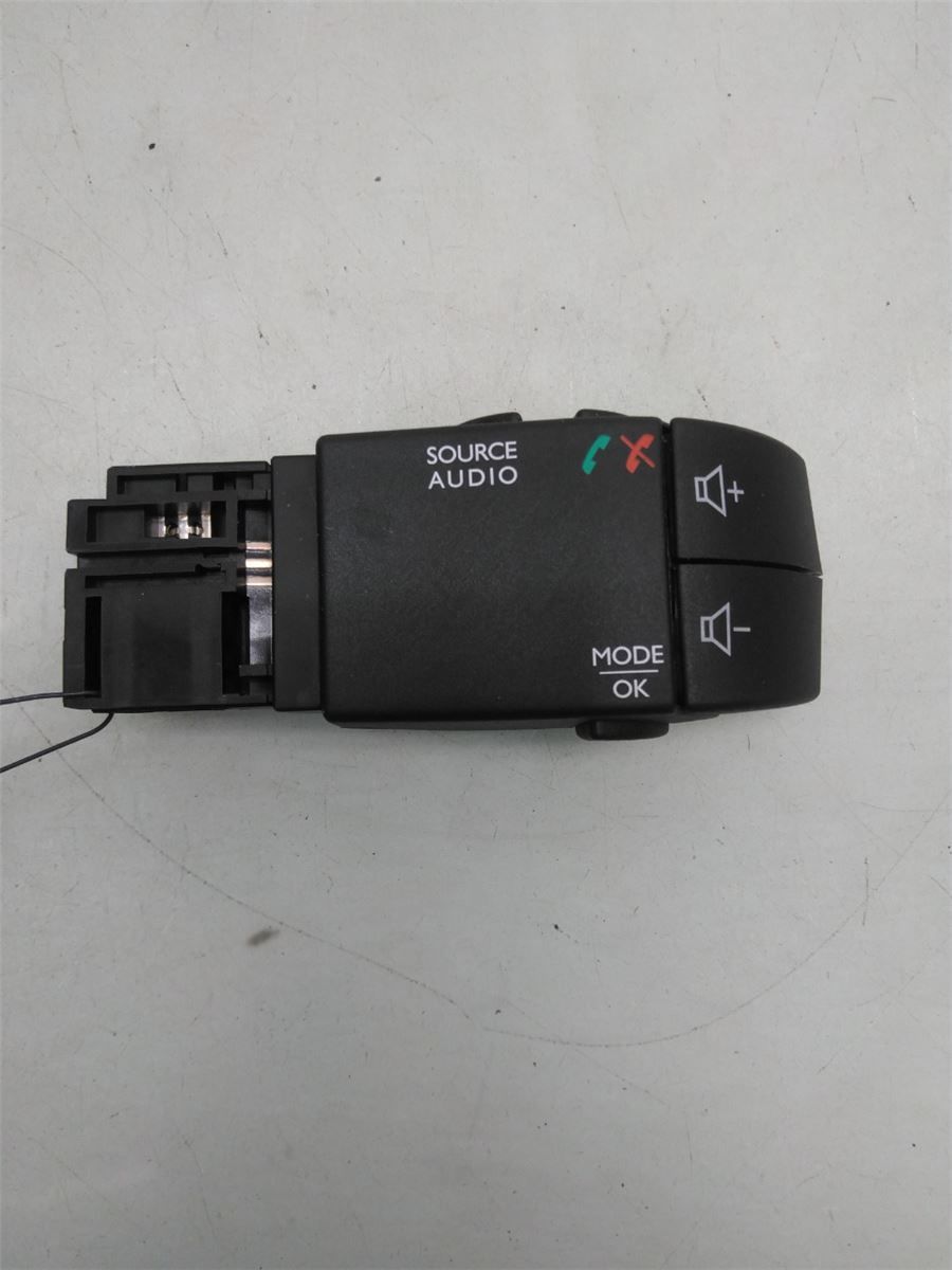 Bryter Ratt Radio / Stereo – bilde 1