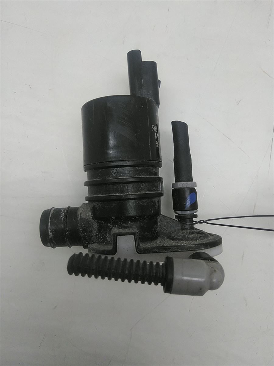 Spylerpumpe Frontrute – bilde 1