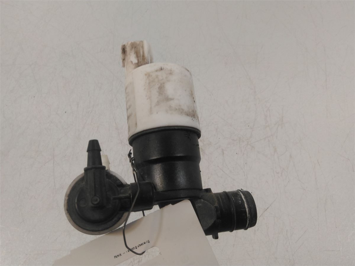 Spylerpumpe Frontrute – bilde 1